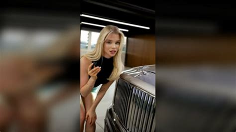 bentley commercial girl